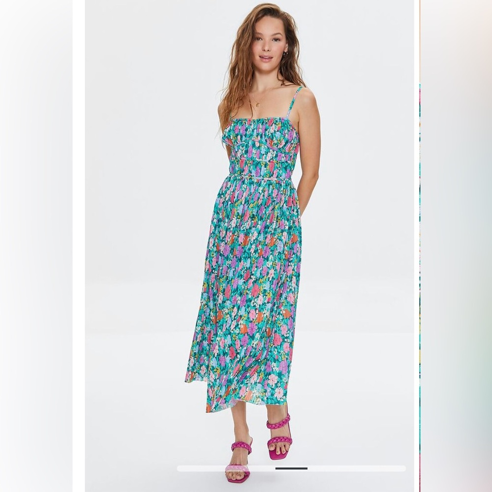 Forever 21 Woman’s Floral Print Cami Dress Size S NWT